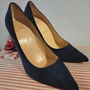 Like New Christian Louboutin Alminetta Veau Velours Heels Size 39